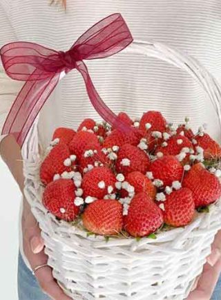 strawbarry basket_ سلة الفراولة