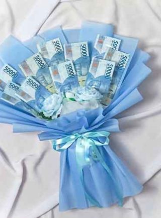 باقة النقود مع ورد _ money bouquet with roses